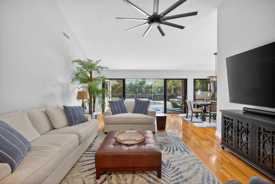 For Sale: $1,349,000 (4 beds, 2 baths, 2189 Square Feet)