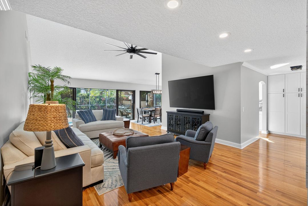 For Sale: $1,349,000 (4 beds, 2 baths, 2189 Square Feet)