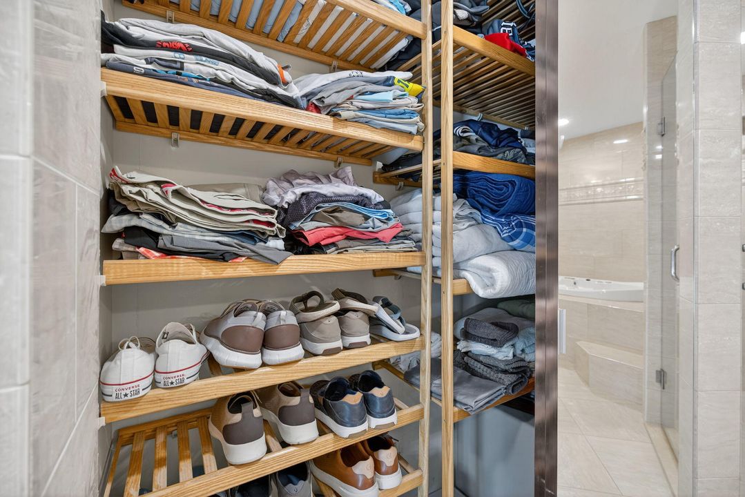 For Sale: $1,349,000 (4 beds, 2 baths, 2189 Square Feet)