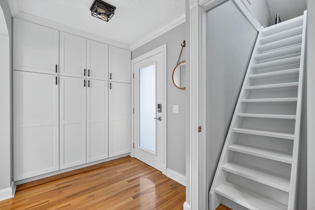 For Sale: $1,349,000 (4 beds, 2 baths, 2189 Square Feet)