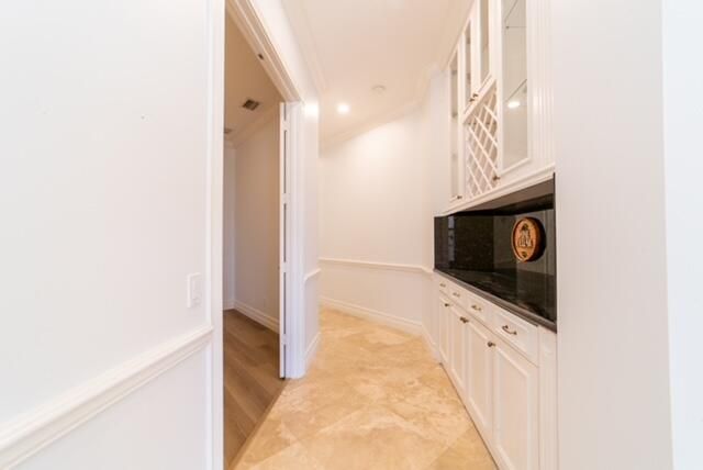 For Rent: $5,900 (3 beds, 3 baths, 2023 Square Feet)