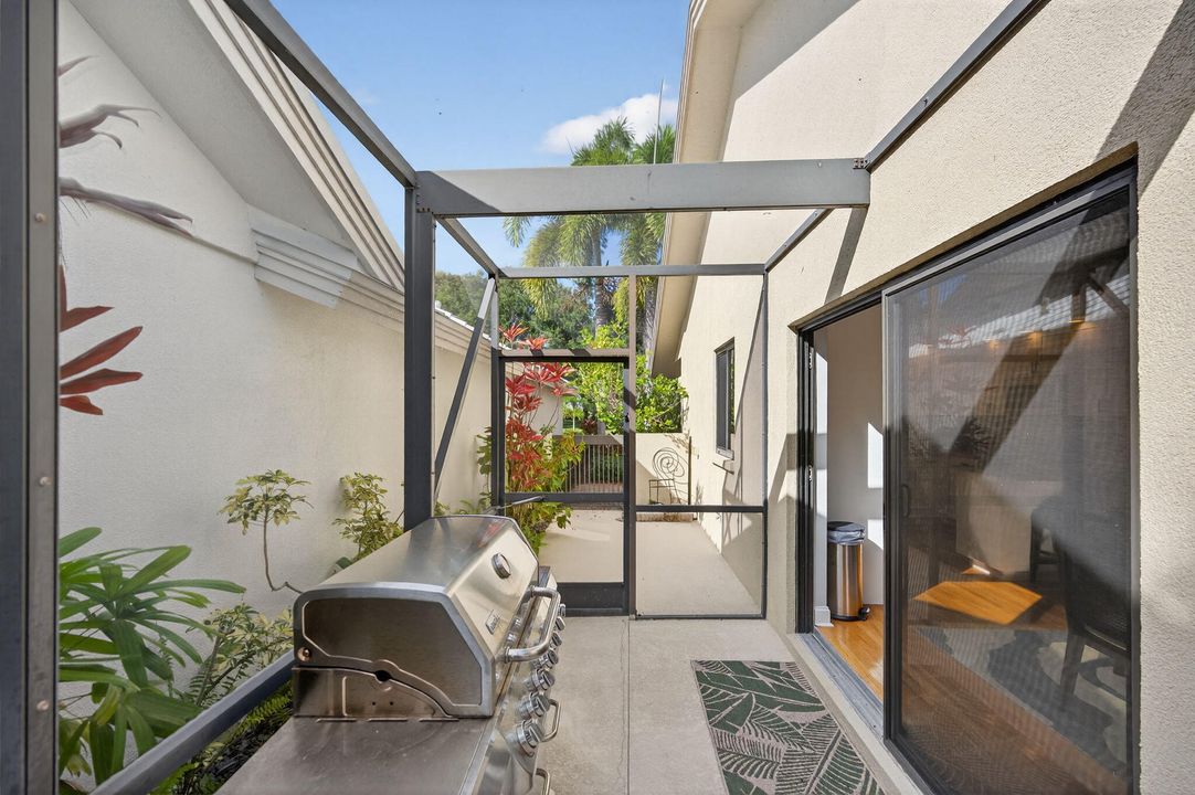 For Sale: $1,349,000 (4 beds, 2 baths, 2189 Square Feet)