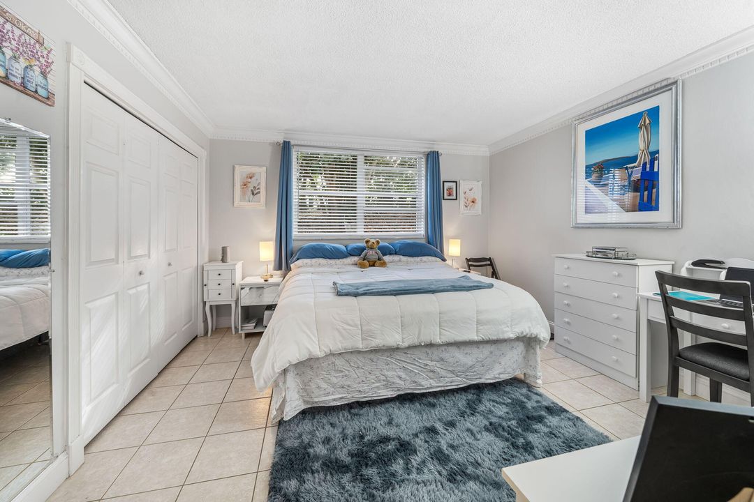 待售: $320,000 (1 贝兹, 1 浴室, 640 平方英尺)