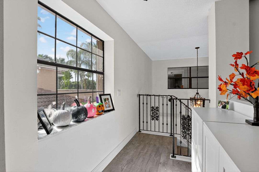 待售: $450,000 (3 贝兹, 2 浴室, 2149 平方英尺)