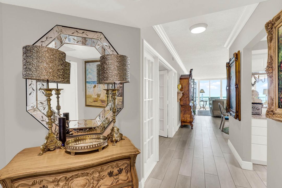 For Sale: $1,075,000 (3 beds, 2 baths, 1929 Square Feet)