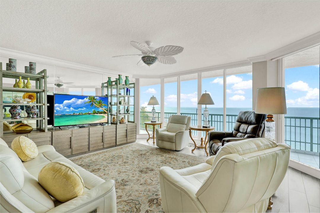 For Sale: $1,075,000 (3 beds, 2 baths, 1929 Square Feet)