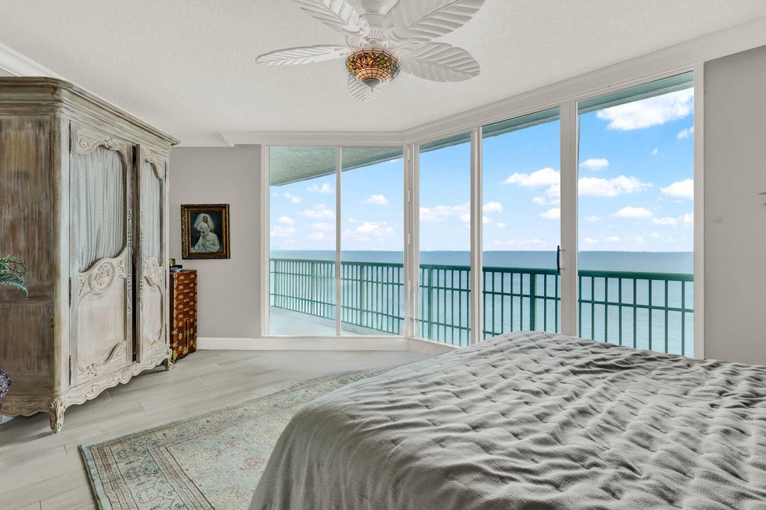 For Sale: $1,075,000 (3 beds, 2 baths, 1929 Square Feet)