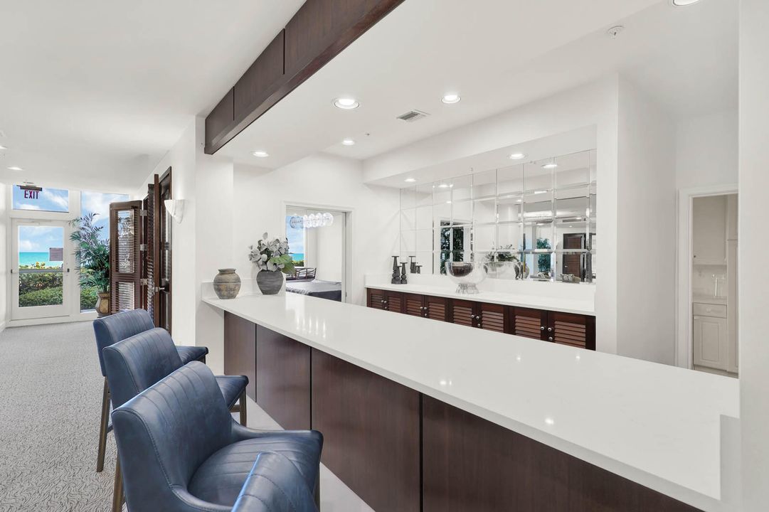 For Sale: $1,075,000 (3 beds, 2 baths, 1929 Square Feet)