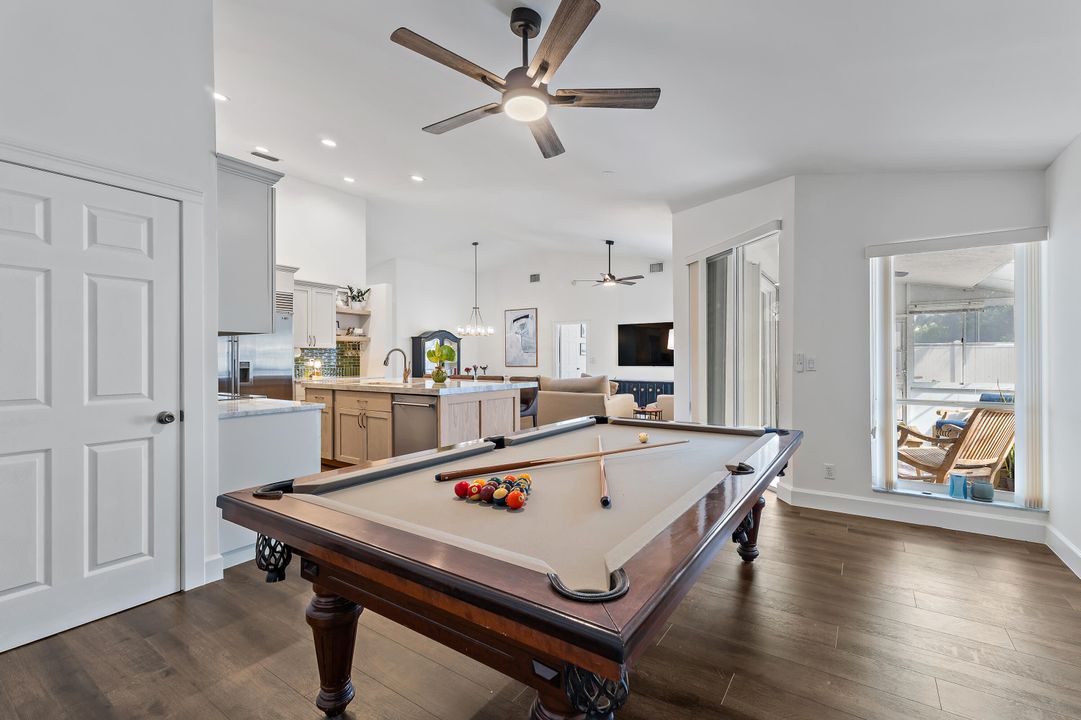 Activo con contrato: $685,000 (3 camas, 2 baños, 1801 Pies cuadrados)