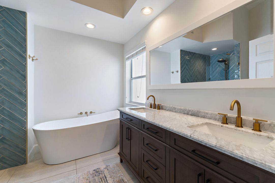 Activo con contrato: $685,000 (3 camas, 2 baños, 1801 Pies cuadrados)