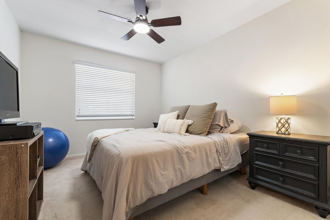 Activo con contrato: $685,000 (3 camas, 2 baños, 1801 Pies cuadrados)