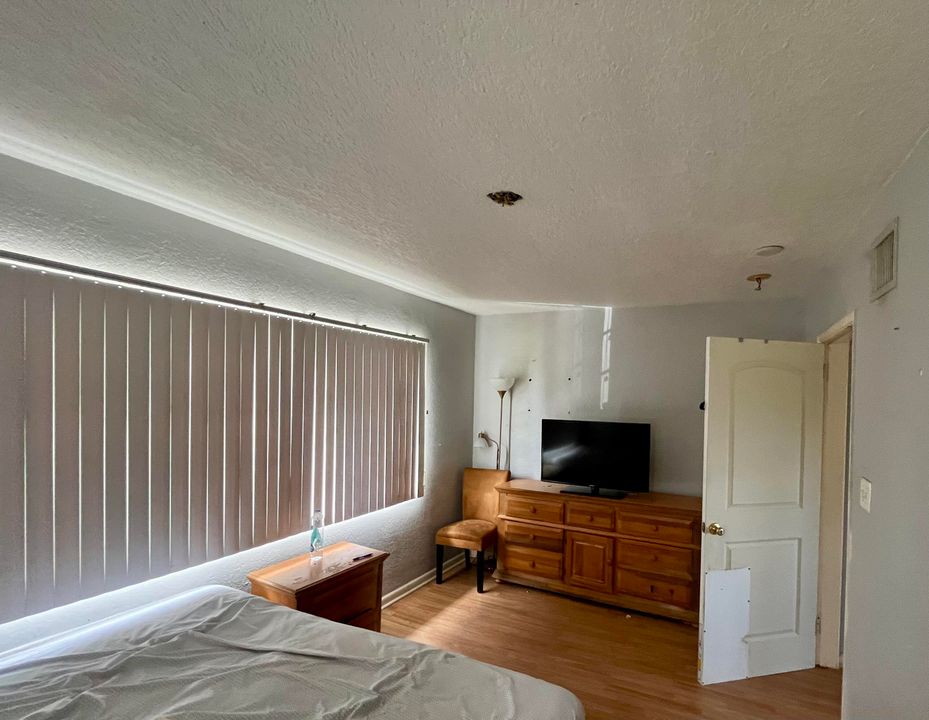 En Venta: $464,900 (3 camas, 2 baños, 1481 Pies cuadrados)