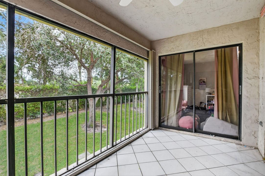 待售: $450,000 (3 贝兹, 2 浴室, 2149 平方英尺)