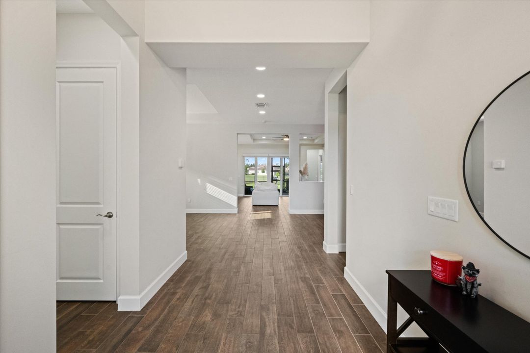 待售: $585,000 (3 贝兹, 2 浴室, 2042 平方英尺)