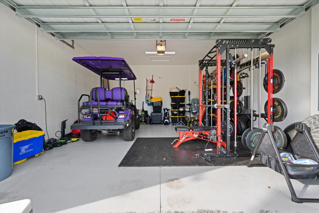 待售: $585,000 (3 贝兹, 2 浴室, 2042 平方英尺)