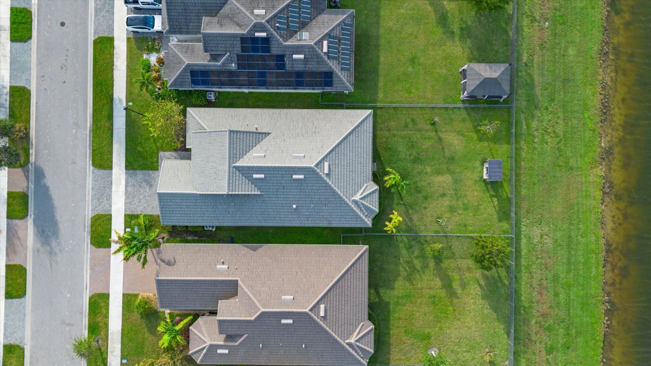 待售: $585,000 (3 贝兹, 2 浴室, 2042 平方英尺)