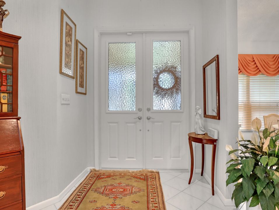 For Sale: $750,000 (3 beds, 2 baths, 2095 Square Feet)