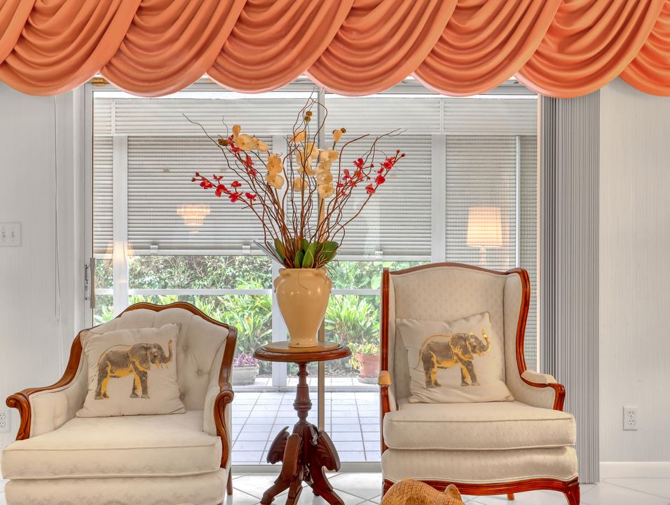 For Sale: $750,000 (3 beds, 2 baths, 2095 Square Feet)