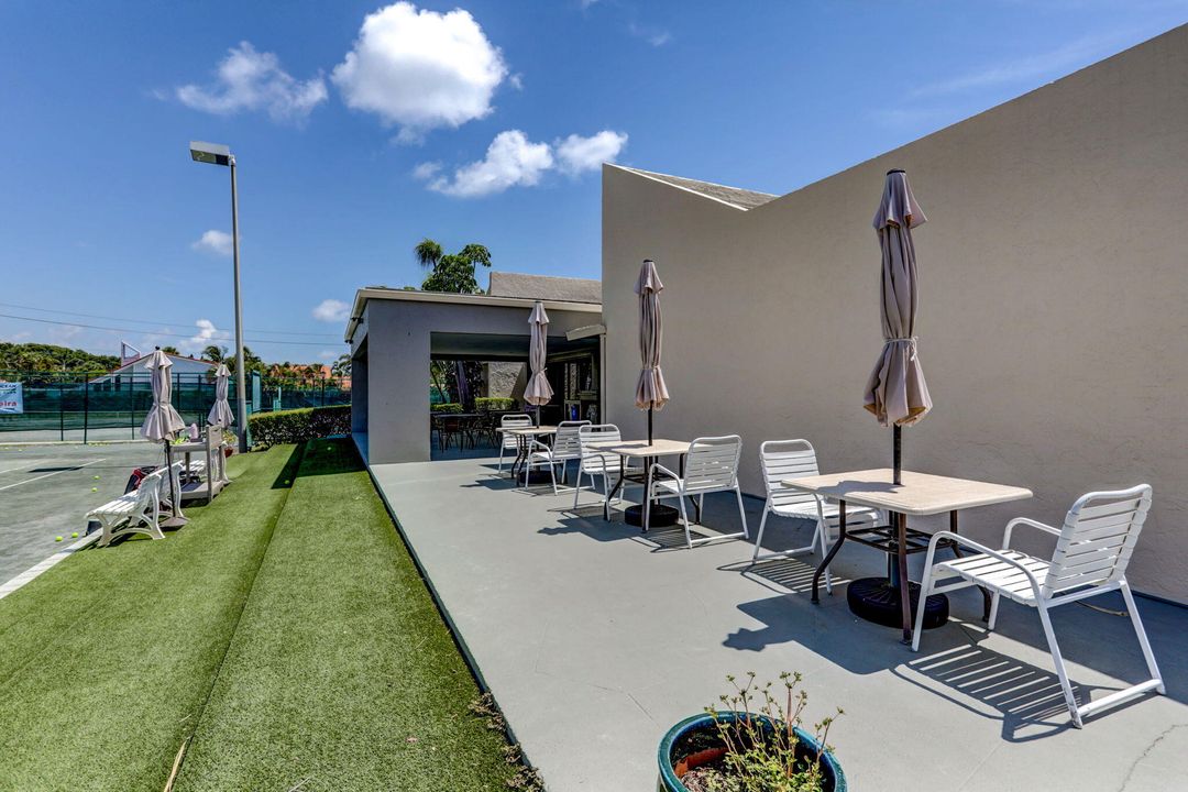 На продажу: $349,000 (1 спален, 1 ванн, 860 Квадратных фут)