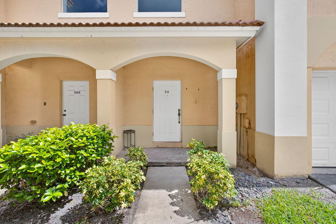 En Venta: $300,000 (3 camas, 2 baños, 1543 Pies cuadrados)