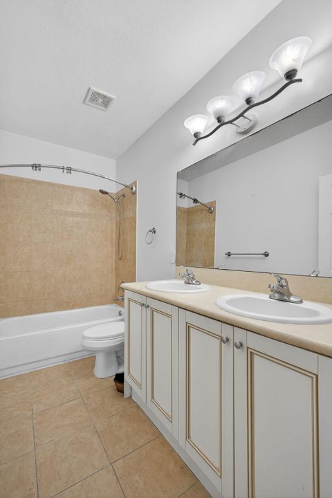 En Venta: $300,000 (3 camas, 2 baños, 1543 Pies cuadrados)