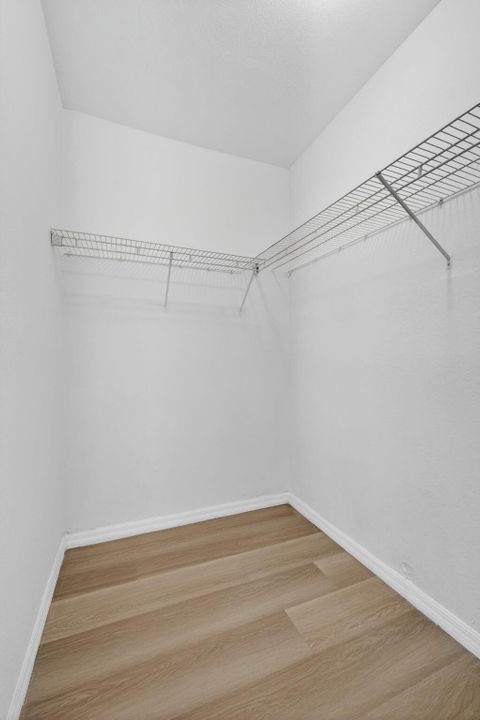 En Venta: $300,000 (3 camas, 2 baños, 1543 Pies cuadrados)