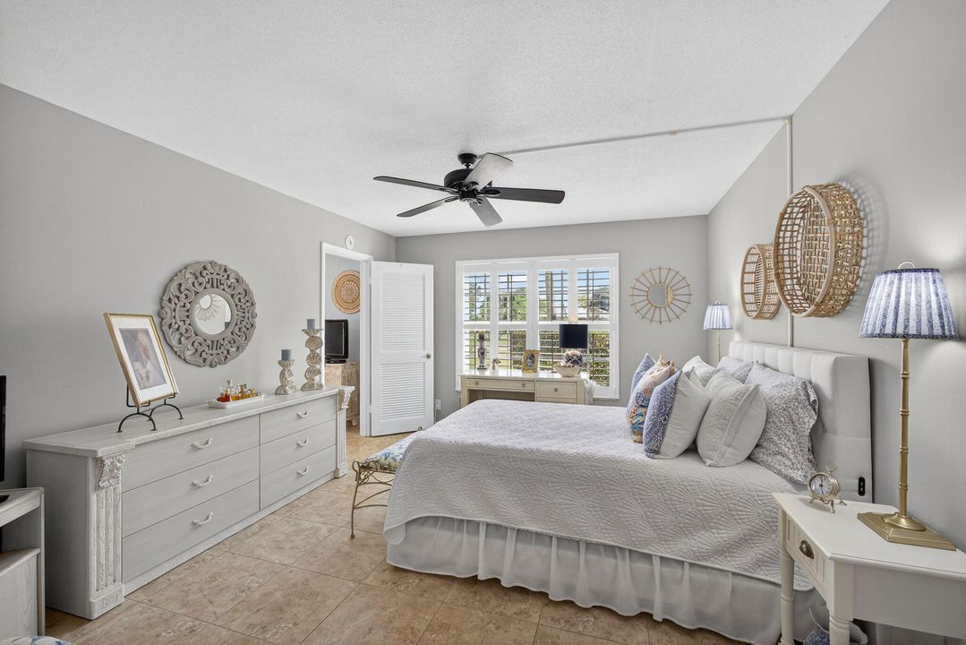 待售: $239,000 (2 贝兹, 2 浴室, 1162 平方英尺)