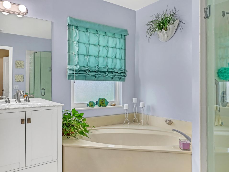 For Sale: $750,000 (3 beds, 2 baths, 2095 Square Feet)