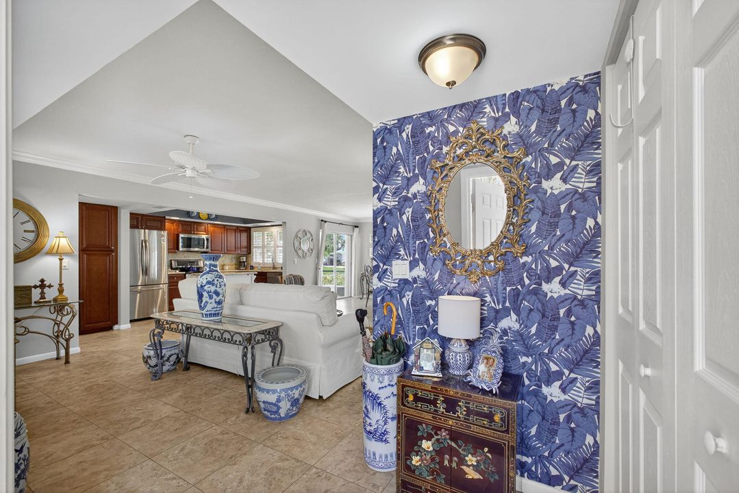 待售: $239,000 (2 贝兹, 2 浴室, 1162 平方英尺)