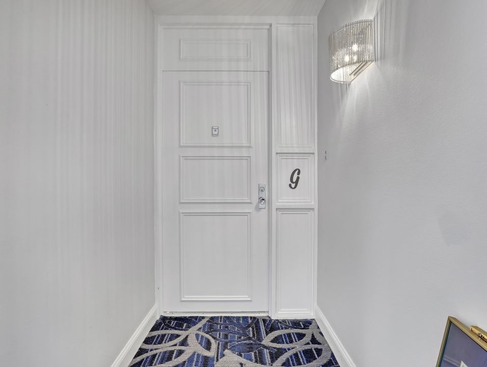 На продажу: $599,000 (2 спален, 2 ванн, 1291 Квадратных фут)