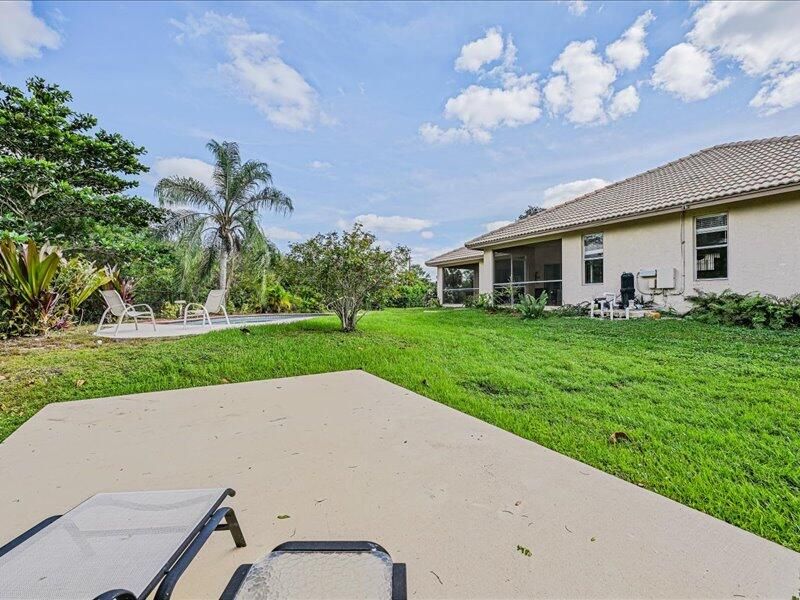 For Sale: $1,189,000 (4 beds, 2 baths, 2500 Square Feet)