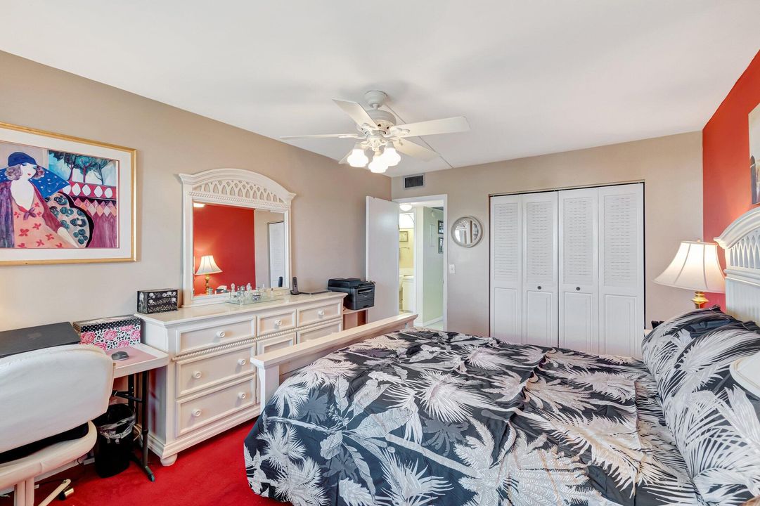 待售: $129,900 (2 贝兹, 1 浴室, 861 平方英尺)