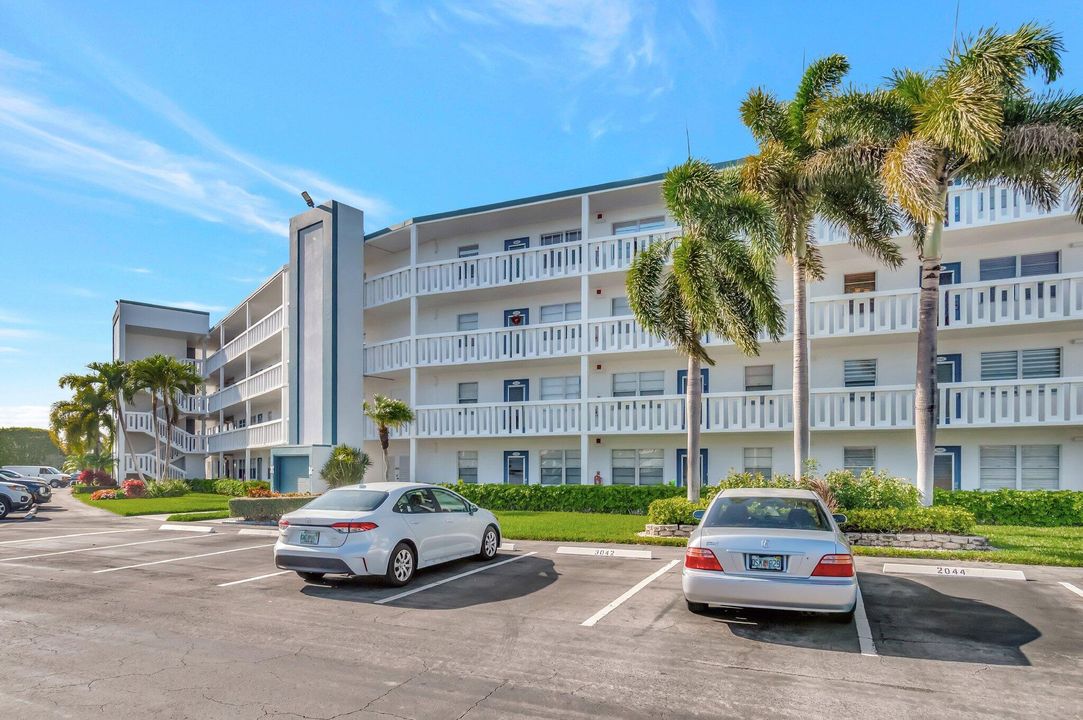 待售: $129,900 (2 贝兹, 1 浴室, 861 平方英尺)