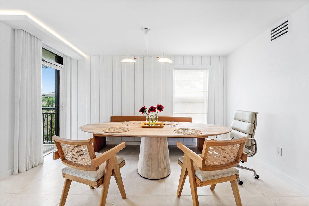 待售: $2,850,000 (2 贝兹, 2 浴室, 1615 平方英尺)