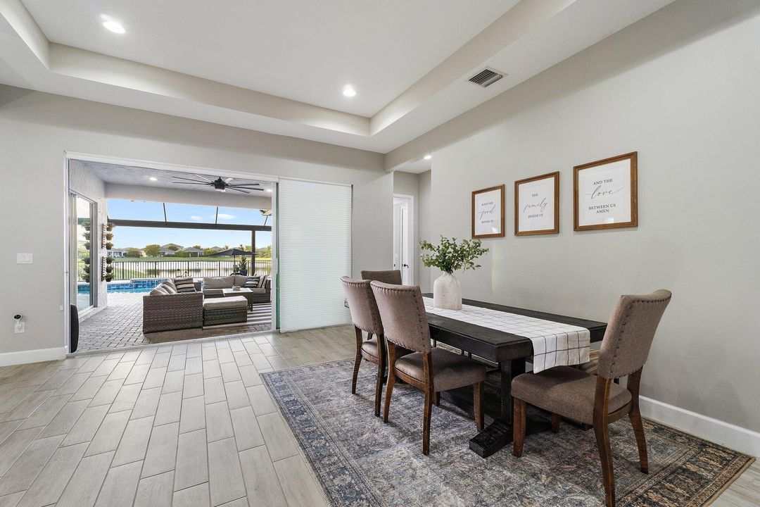 待售: $929,500 (5 贝兹, 4 浴室, 3023 平方英尺)