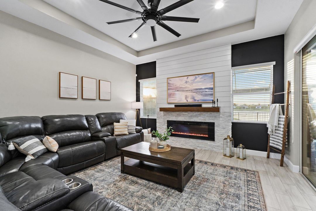 待售: $929,500 (5 贝兹, 4 浴室, 3023 平方英尺)