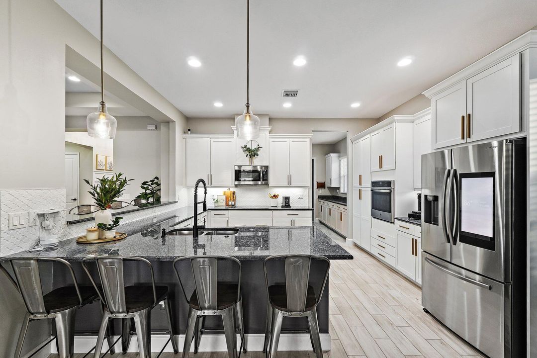 待售: $929,500 (5 贝兹, 4 浴室, 3023 平方英尺)