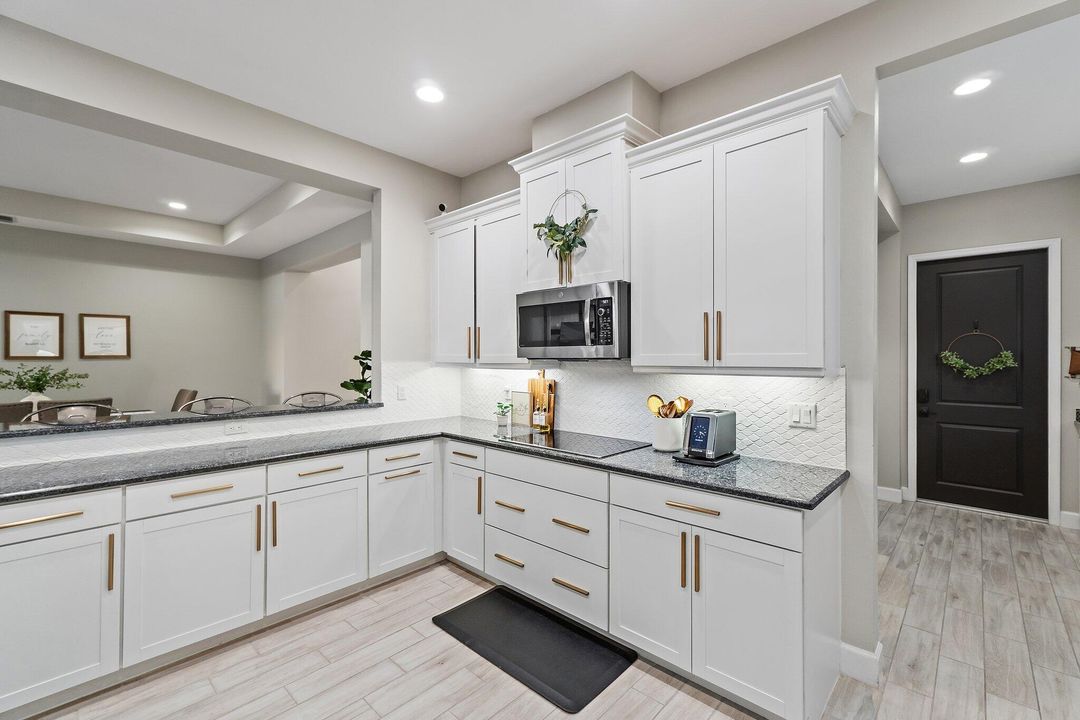 待售: $929,500 (5 贝兹, 4 浴室, 3023 平方英尺)