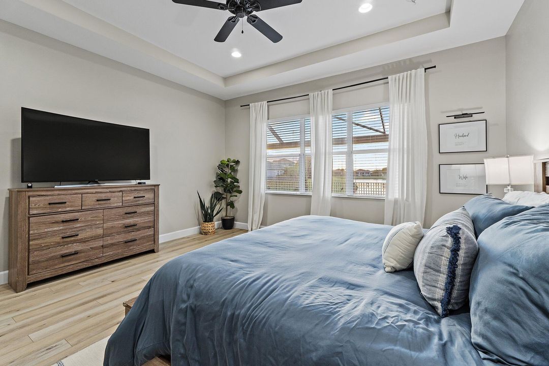 待售: $929,500 (5 贝兹, 4 浴室, 3023 平方英尺)