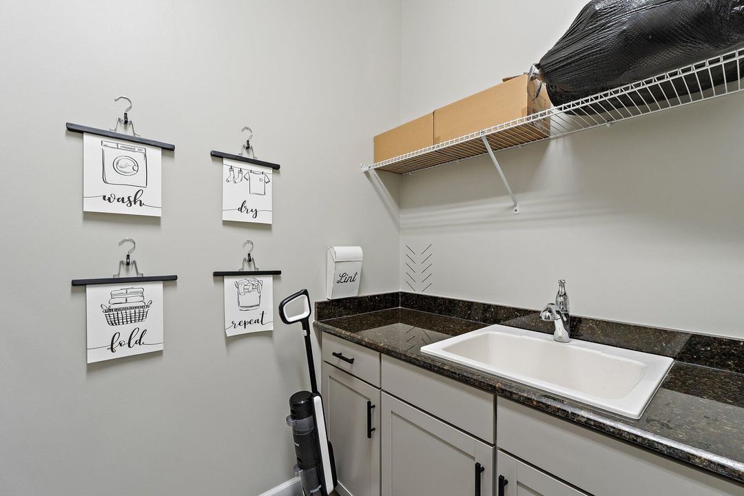 待售: $929,500 (5 贝兹, 4 浴室, 3023 平方英尺)