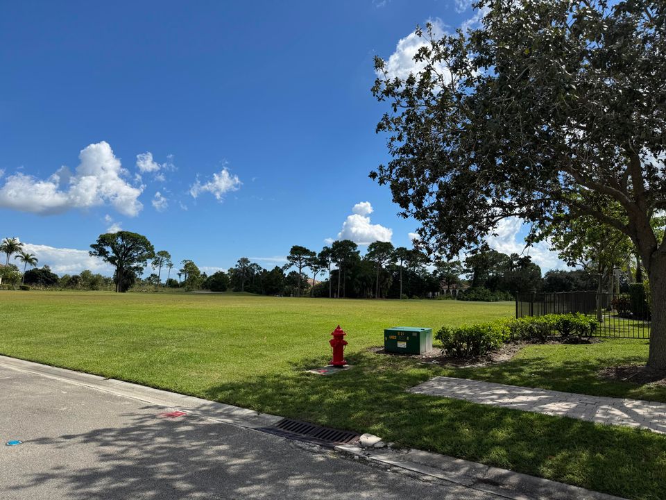 На продажу: $319,000 (0 спален, 0 ванн, 0 Квадратных фут)