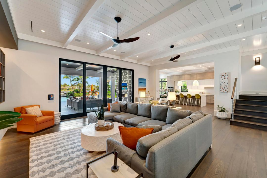 For Sale: $9,400,000 (5 beds, 4 baths, 6258 Square Feet)