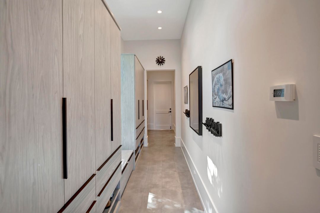 For Sale: $9,400,000 (5 beds, 4 baths, 6258 Square Feet)