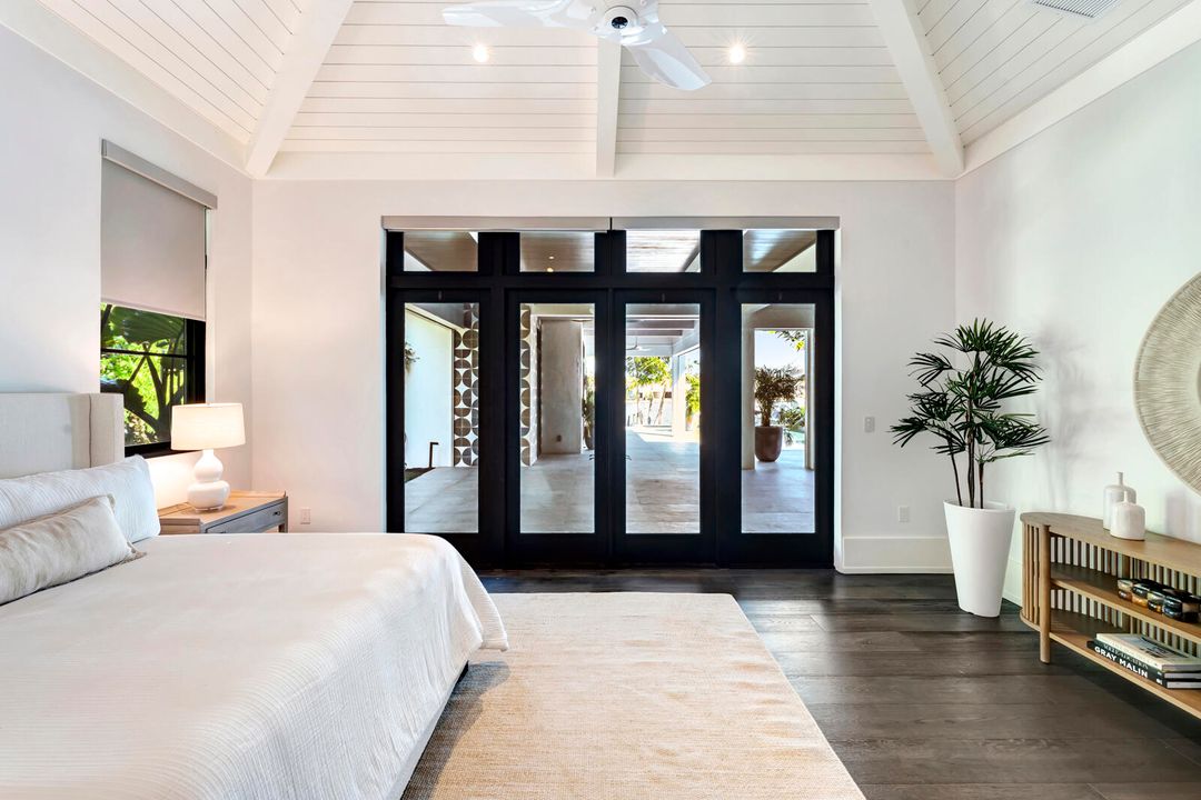 For Sale: $9,400,000 (5 beds, 4 baths, 6258 Square Feet)