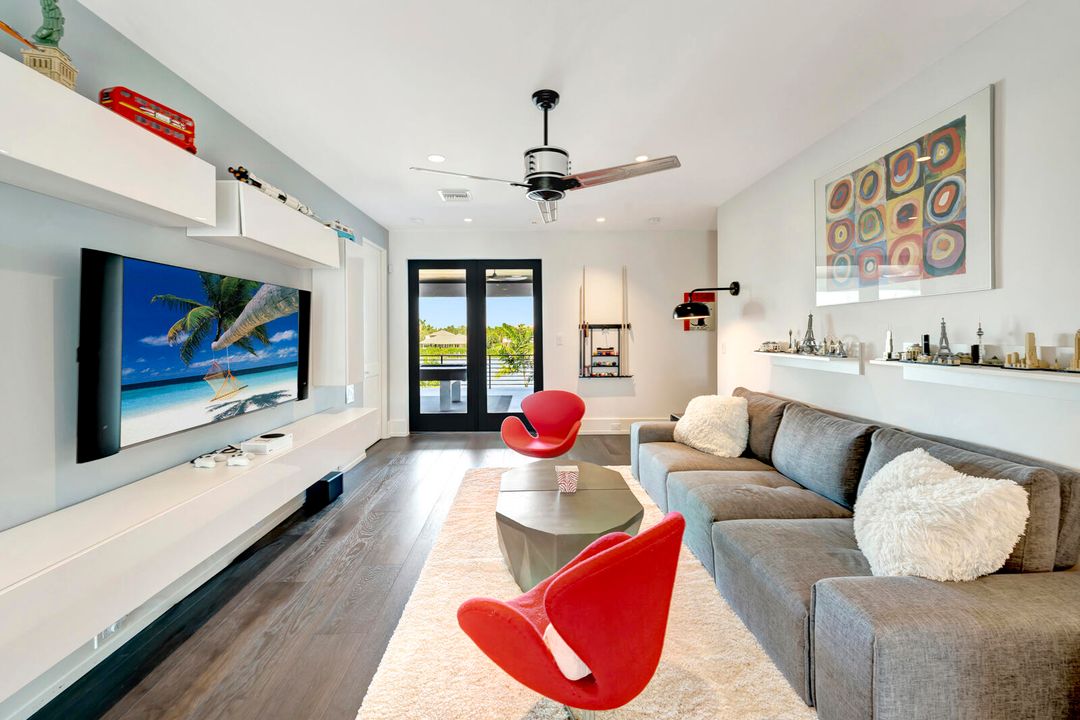 For Sale: $9,400,000 (5 beds, 4 baths, 6258 Square Feet)