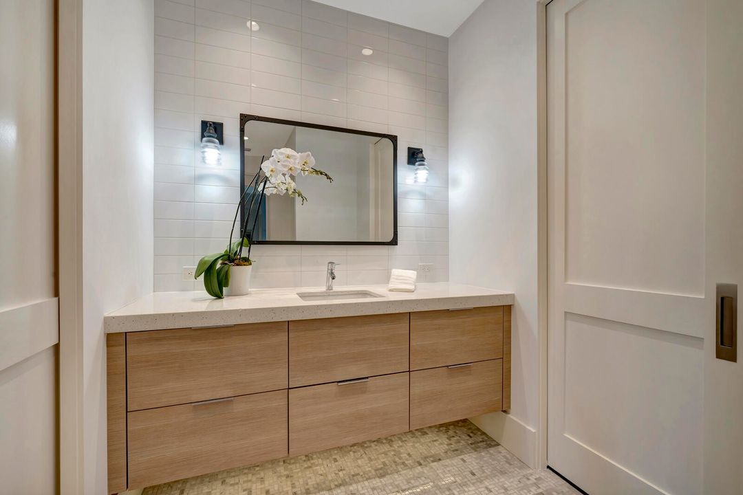 For Sale: $9,400,000 (5 beds, 4 baths, 6258 Square Feet)