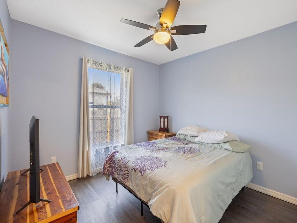 На продажу: $375,000 (3 спален, 2 ванн, 1902 Квадратных фут)