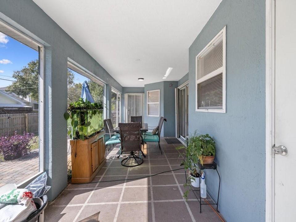 На продажу: $375,000 (3 спален, 2 ванн, 1902 Квадратных фут)