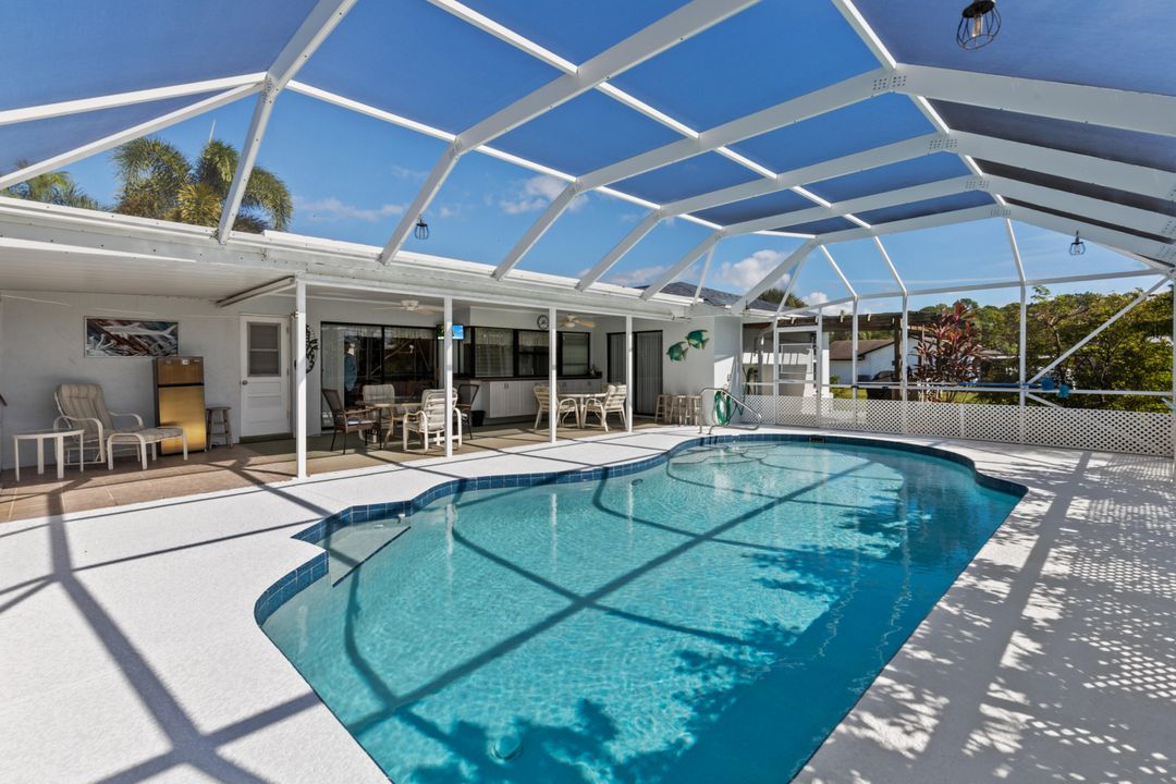 Activo con contrato: $365,000 (2 camas, 2 baños, 1244 Pies cuadrados)