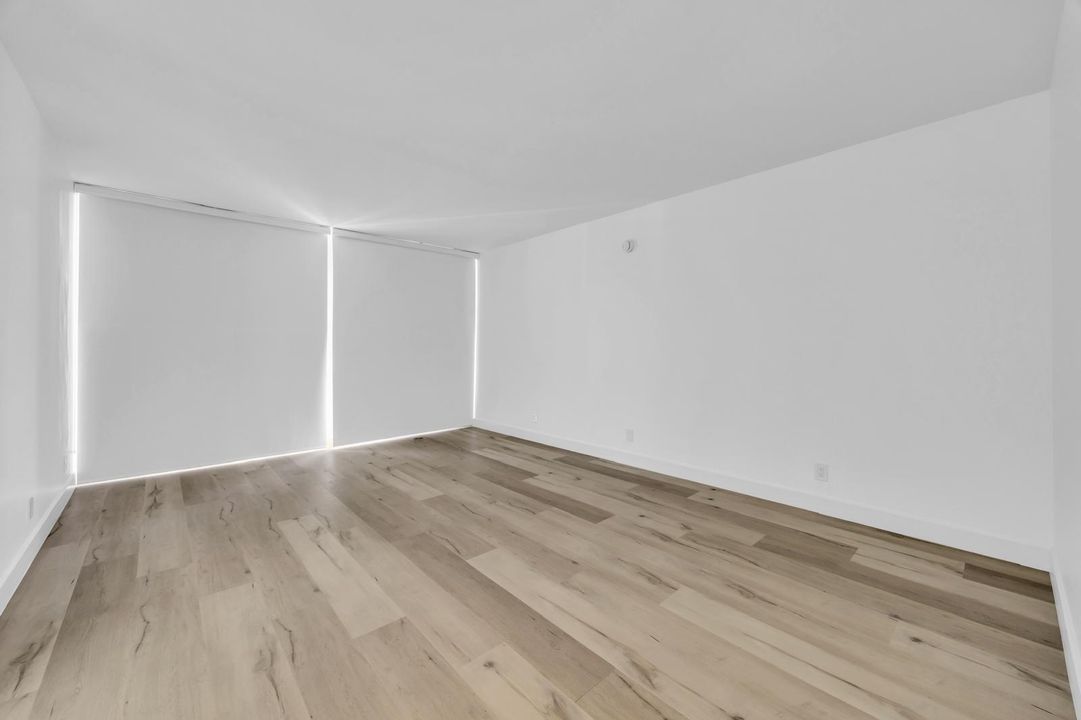 出租: $10,000 (2 贝兹, 2 浴室, 2091 平方英尺)